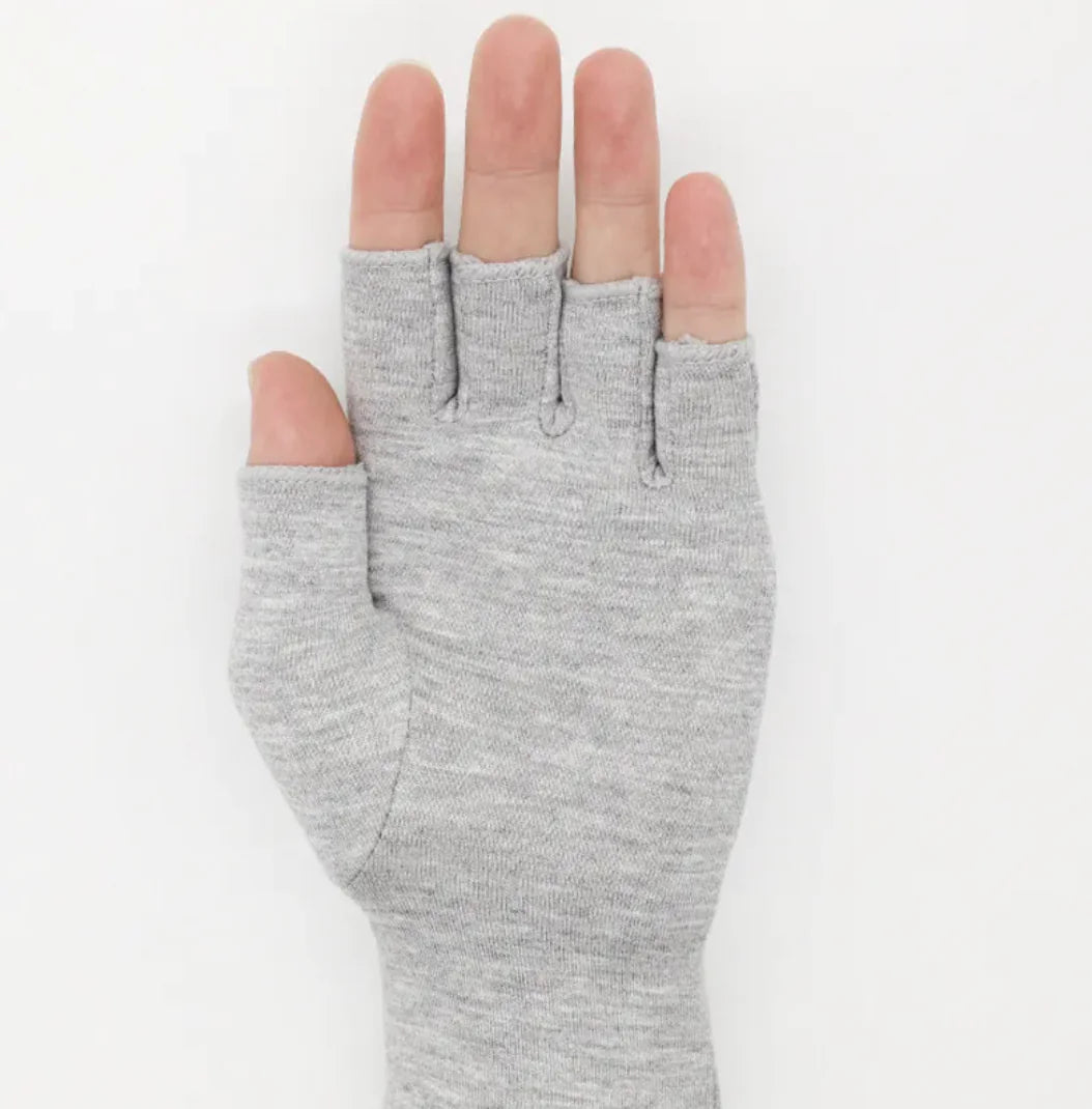 Bamboo Charcoal Compression Gloves